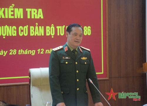 Thượng tướng Vũ Hải Sản kiểm tra công tác xây dựng cơ bản của Bộ tư lệnh 86
